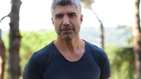 Turkiyalik aktyor O&lsquo;zjan Deniz infarktni boshidan kechirdi