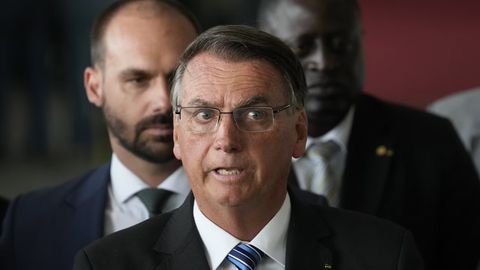 Braziliya sobiq prezidenti davlat to&lsquo;ntarishiga urinishda ayblandi&nbsp;