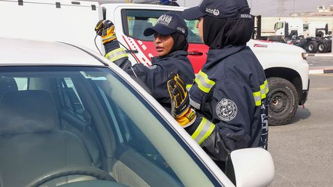 БААда аёллардан иборат илк қутқарув гуруҳи ишга тушди (фото)