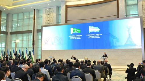 Shavkat Mirziyoyev, Shehbaz Sharif participate in Uzbekistan-Pakistan business forum&nbsp;