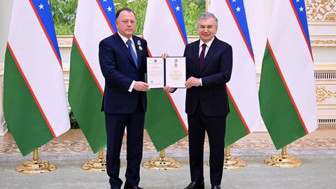 Shavkat Mirziyoyev Xalqaro dzyudo federatsiyasi rahbariga &ldquo;Do&lsquo;stlik&rdquo; ordenini topshirdi&nbsp;