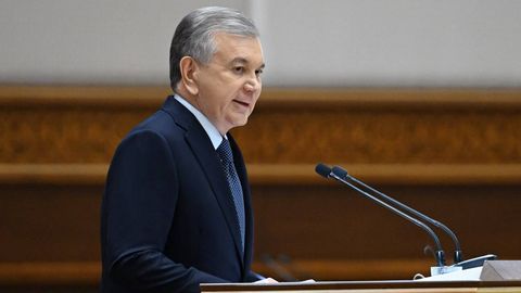 Prezident bolani maktab yoki bog&lsquo;chaga joylashtirish, OTMga kirishdagi tanish-bilishliklar haqida gapirdi