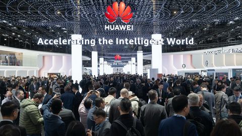 Huawei aloqa operatorlariga biznes, infratuzilma, ekspluatatsiya va xizmat ko&lsquo;rsatishlarni sun&rsquo;iy intellekt (SI) yordamida o&lsquo;zgartirishga yordam bermoqda