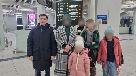 Россияда қийин аҳволга тушиб қолган аёл тўрт фарзанди билан Ўзбекистонга қайтарилди&nbsp;