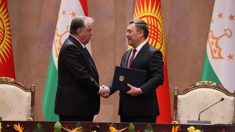Kyrgyzstan and Tajikistan sign agreement resolving century-old border dispute&nbsp;