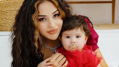 Xanna 26 yoshda: Bozordagi sotuvchi qiz qanday qilib mashhur bloger va tadbirkorga aylandi?