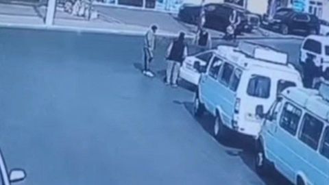 Farg&lsquo;onada erkak bir guruh do&lsquo;stlari bilan sobiq kuyovini do&lsquo;pposladi&nbsp;