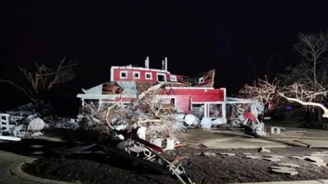 AQSHda yuz bergan kuchli tornadolar oqibatida kamida 33 kishi halok bo&lsquo;ldi