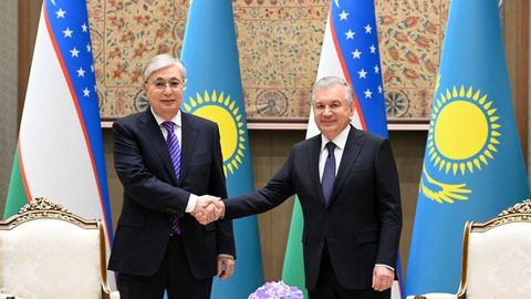 Shavkat Mirziyoyev va Qosim-Jo&lsquo;mart To&lsquo;qayev telefon orqali muloqot qildi&nbsp;