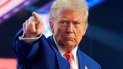 Tramp Adliya vazirligiga o&lsquo;z siyosatiga qarshi chiqayotgan huquqshunoslarga bosim o&lsquo;tkazishni topshirdi&nbsp;