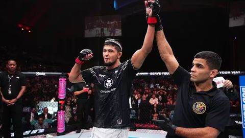 Боец UFC Нурсултон Рузибоев призвал бойкотировать казахстанскую ММА-лигу