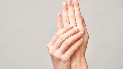 Tirnoqlardagi o&lsquo;zgarishlar qanday kasalliklardan darak beradi?