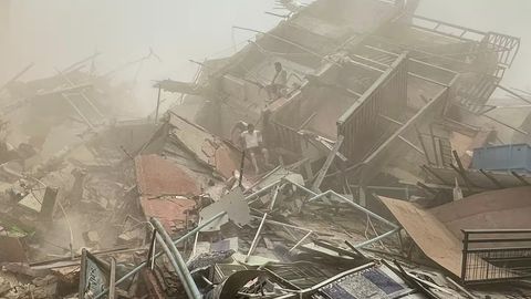 Число жертв землетрясения в Мьянме увеличилось до 694 человек