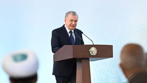 Шавкат Мирзиёев Ўзбекистон халқига Рамазон ҳайити табригини йўллади