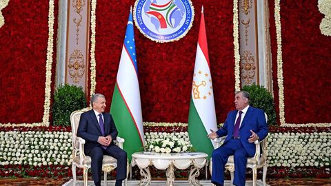 Shavkat Mirziyoyev Emomali Rahmon bilan uchrashuv o&lsquo;tkazdi. Nimalar muhokama qilindi?