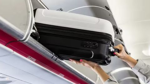Amerikalik sayyoh Yaponiya aeroportidagi ikkita nazorat punktidan to&lsquo;pponcha bilan o&lsquo;tdi