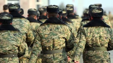 Арманистон ҳарбий хизматдан бош тортганлар учун жазони кучайтирмоқчи 
