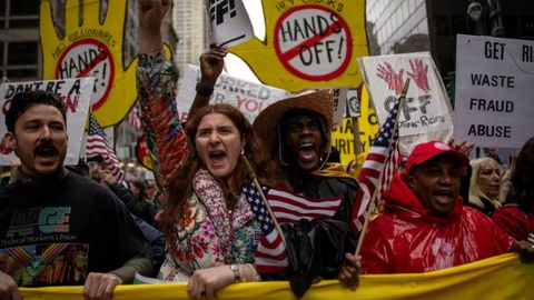 АҚШда Трамп сиёсатига қарши намойишлар авж олди (видео)