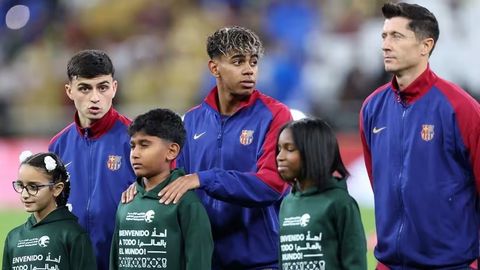 Yamal va Pedri Hansi Flikdan bir futbolchini asosiy tarkibga kiritishni talab qilmoqda&nbsp;