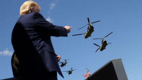 Трамп планирует провести военный парад в свой день рождения
