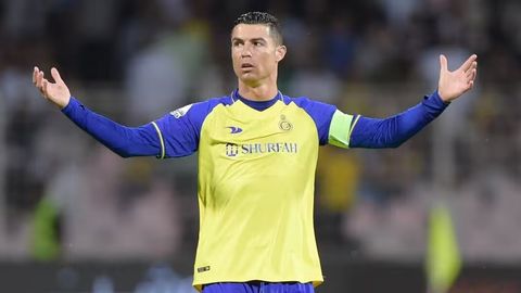 Ronaldu zamonaviy futbolning eng zo&lsquo;r 3 nafar futbolchisi nomini aytdi&nbsp;