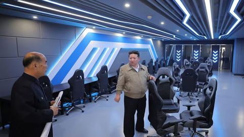 Shimoliy Koreyada ilk kompyuter klubi ochildi (foto)