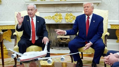 Tramp matbuot anjumanida Netanyaxuni kamsitdi &mdash; Isroil OAV&nbsp;