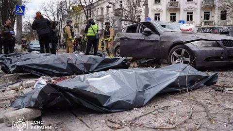 Россиянинг Сумига авиаҳужуми: 31 киши ҳалок бўлди (видео) 