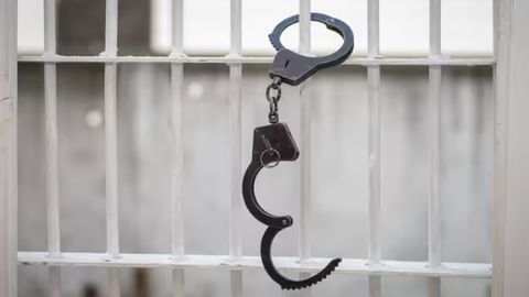 Россияда 23 йилдан сўнг марҳуманинг кундалигидаги ёзувлар асосида унинг қотиллари қўлга олинди
