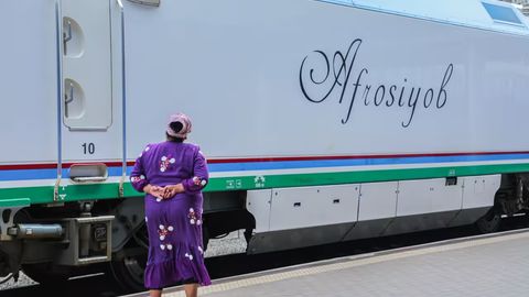 Самарқанд ва Тошкент ўртасида қўшимча поездлар қатнови йўлга қўйилади