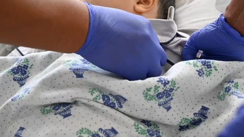 Возбуждено уголовное дело по факту смерти 11-летнего мальчика в частной клинике Бухары