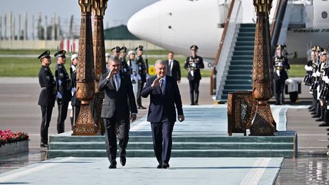 Gurbanguli Berdimuhamedov tashrif bilan O&lsquo;zbekistonga keldi