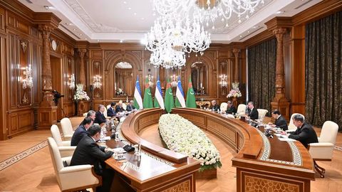 Samarqandda O&lsquo;zbekiston&mdash;Turkmaniston muzokaralari bo&lsquo;lib o&lsquo;tdi (foto)
