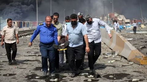 В результате взрыва в порту Ирана погибли 14 человек, пострадали более 750