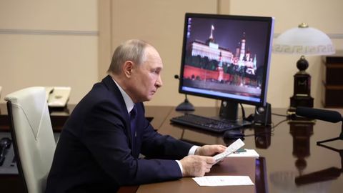 Putin Kursk viloyati to‘liq ozod etilganini e’lon qildi. Ukraina buni rad etdi