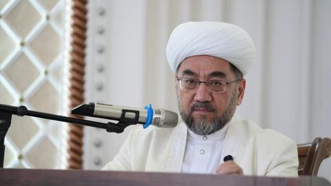 “Ҳаж ва умра кўз-кўз учун қилинмайди” — Нуриддин Холиқназаров 