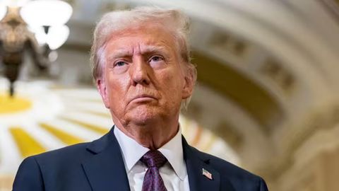 Трамп 8 май ва 11 ноябрни АҚШда Ғалаба кунлари деб эълон қилди