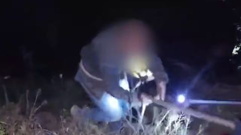 Samarqandda ikki otaxon 10 metrlik jarlikdagi changalzorga tushib ketdi (video)&nbsp;