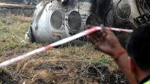Shri Lankada o&lsquo;nlab harbiy xizmatchilar bo&lsquo;lgan vertolyot halokatga uchradi
