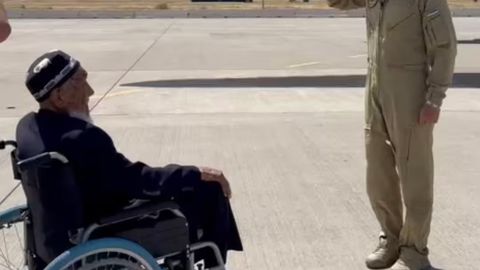 Президент помог сбыться мечте 115-летнего ветерана войны из Кашкадарьи (видео)