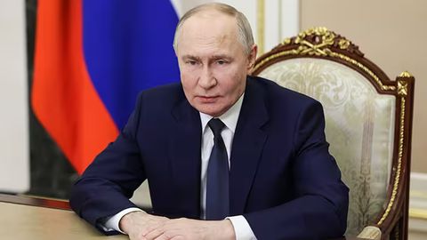 Путин предложил Украине провести прямые переговоры