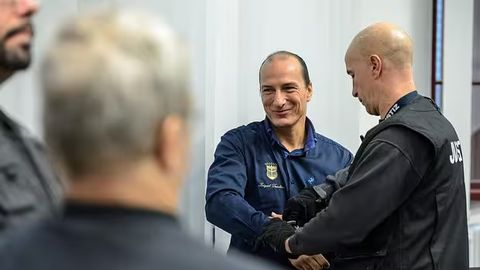 Germaniyada o&lsquo;zini qirol deb e&rsquo;lon qilgan shaxs qamoqqa olindi