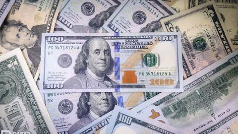 O&lsquo;zbekistonda dollar kursi uch kunlik ko&lsquo;tarilishdan so&lsquo;ng tushdi