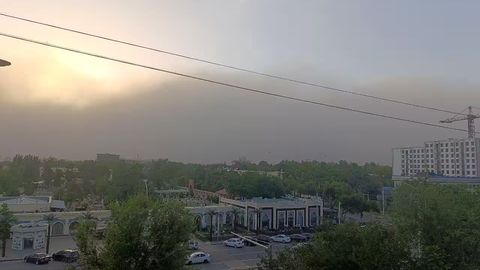 Эксперт назвал причины наблюдавшейся в Ташкенте пыльной бури