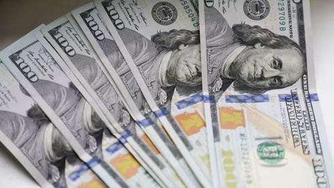 Ўзбекистонда доллар курси яна 12 900 сўмдан тушди