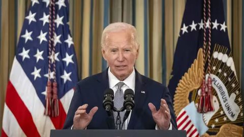 &ldquo;Bayden hujjatlarni o&lsquo;zi imzolamagan&rdquo; &mdash; Tramp