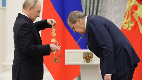 Putin Lavrovni eng oliy orden bilan taqdirladi