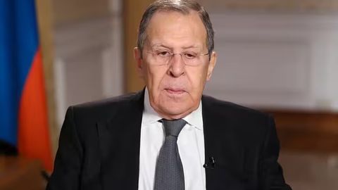 Lavrov Germaniyaning yangi kanslerini surbet deb atadi