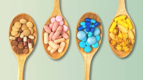Hammasi ham foydali emas: qaysi vitaminlarni birgalikda ichish mumkin emas?