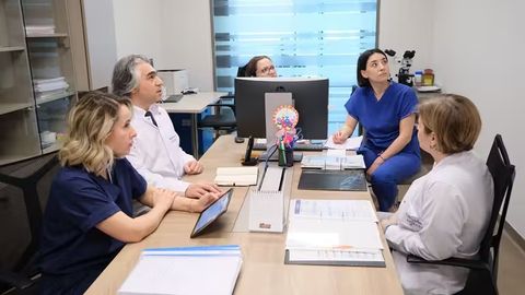 Acıbadem shifoxonalar tarmog&lsquo;ida qon kasalliklarini zamonaviy davolash usullari: leykoz va boshqa kasalliklar